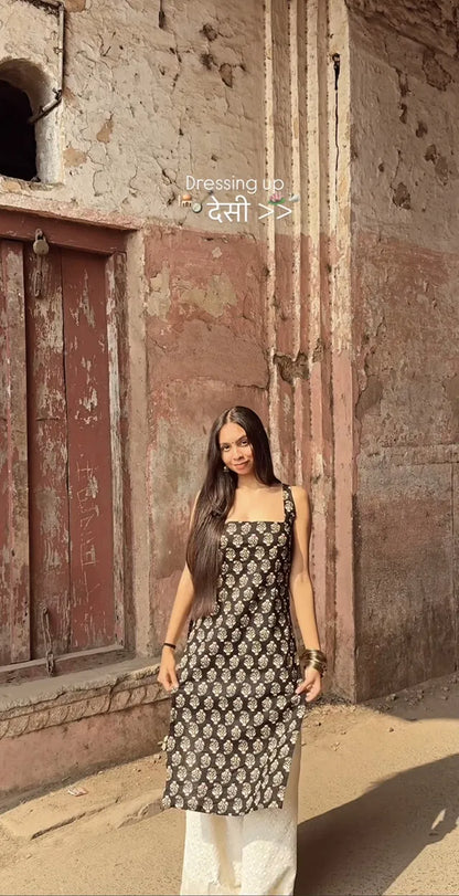 Women's Printed Straight Sleeveless Kurti