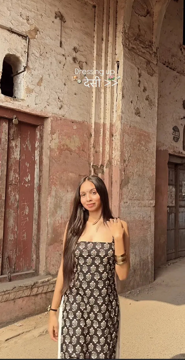 Women's Printed Straight Sleeveless Kurti