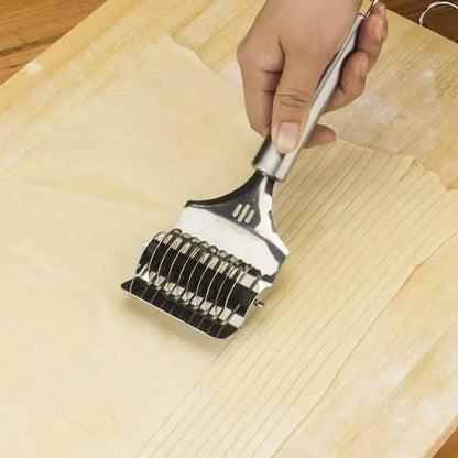 Stainless Steel Handheld Dough & Noodle Pasta Cutter Tool